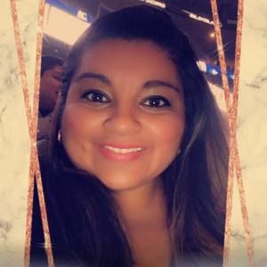 Meet your Posher, Joelle